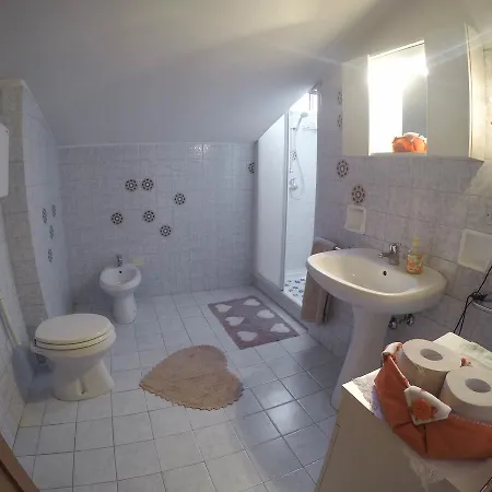 Bed & Breakfast A Casa Di Sara 3*